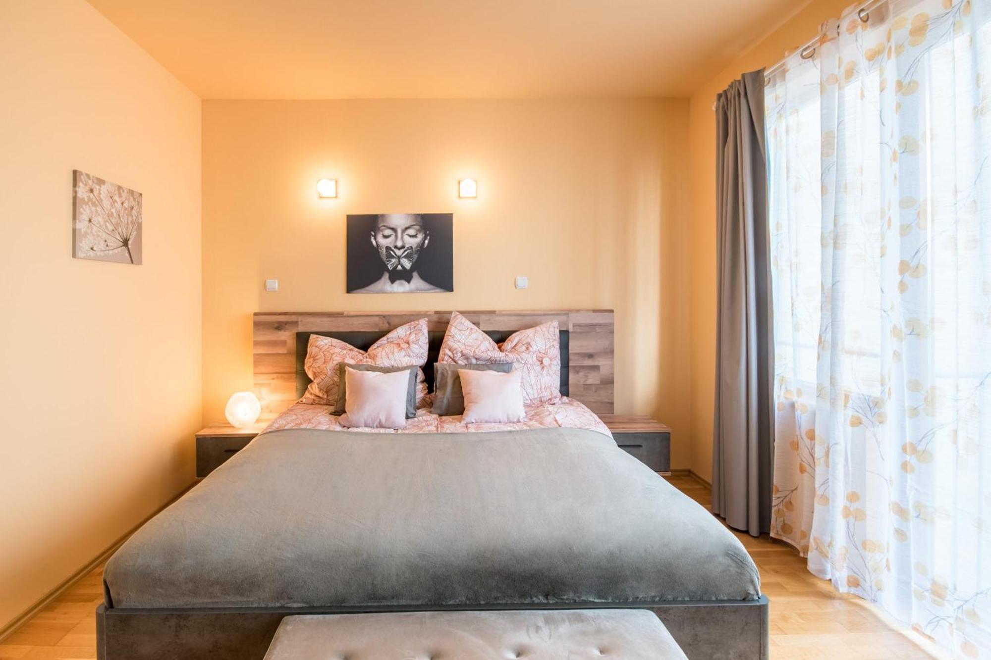 Very Central - Large - Balcony - Comfy Apartman Budapest Kültér fotó