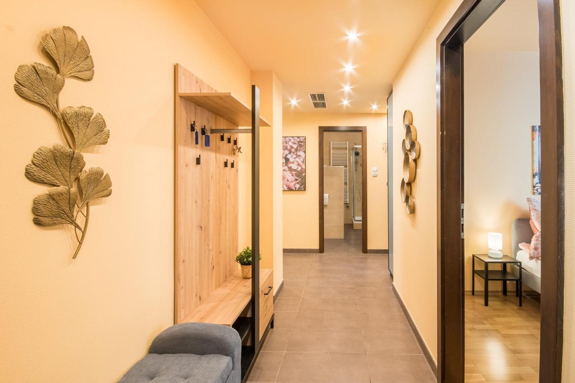 Very Central - Large - Balcony - Comfy Apartman Budapest Kültér fotó