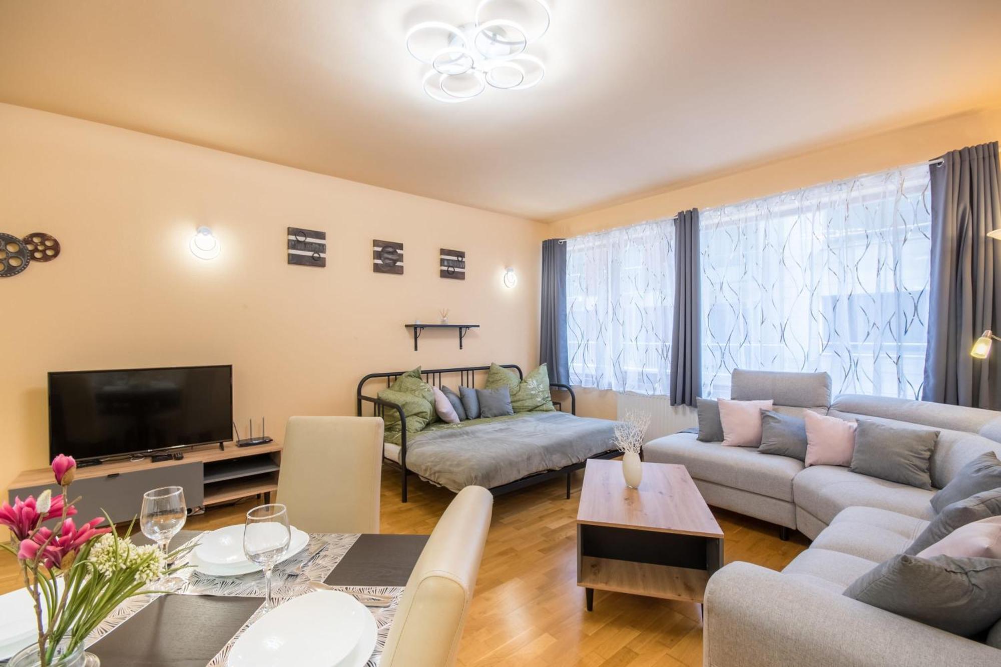 Very Central - Large - Balcony - Comfy Apartman Budapest Kültér fotó