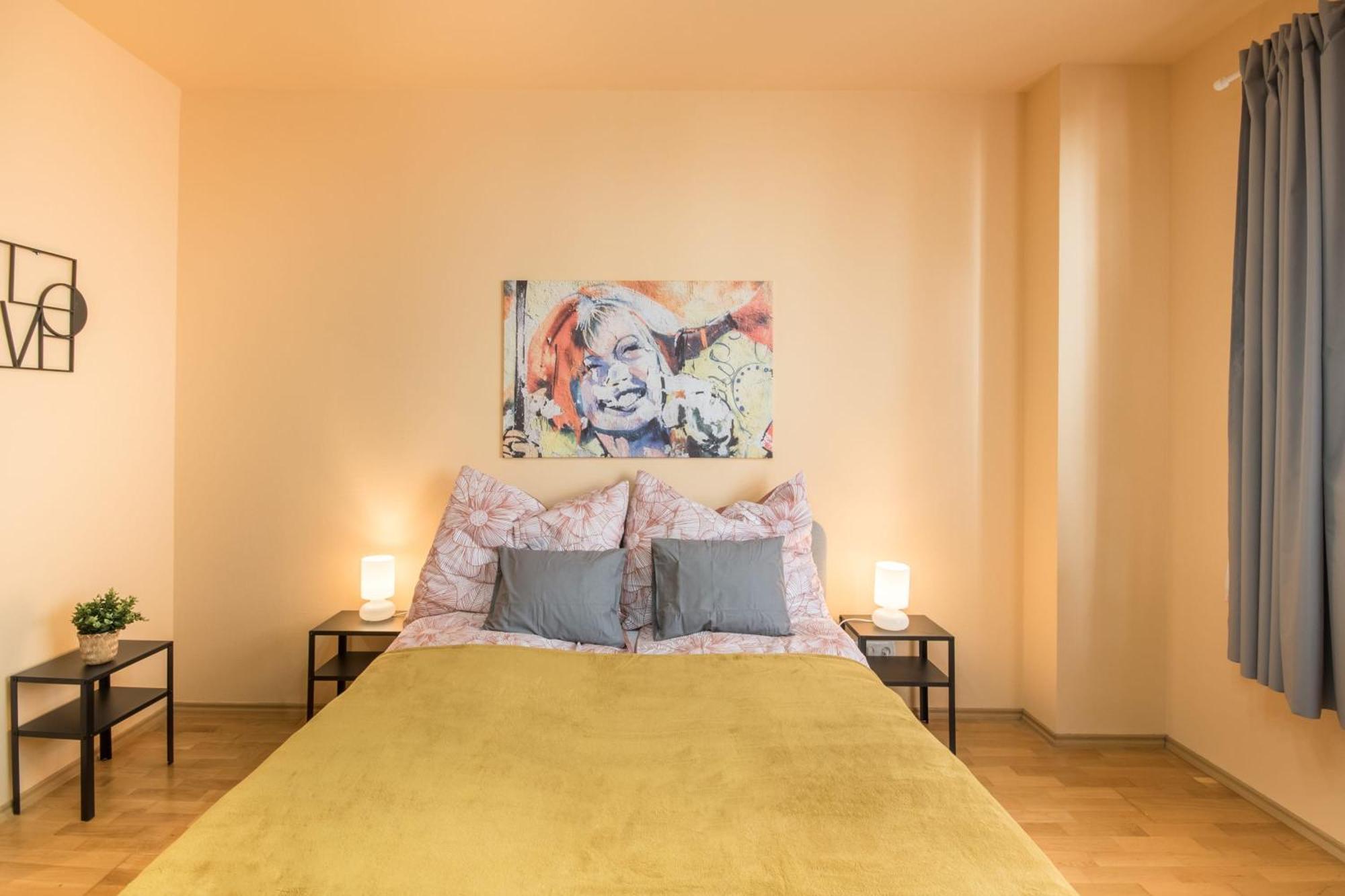 Very Central - Large - Balcony - Comfy Apartman Budapest Kültér fotó